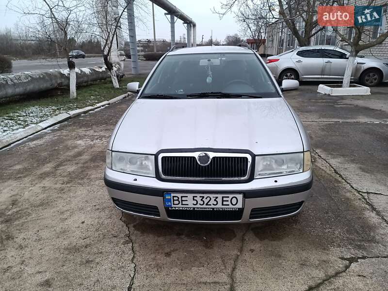 Универсал Skoda Octavia 2003 в Южноукраинске