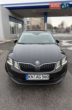 Універсал Skoda Octavia 2017 в Кривому Розі