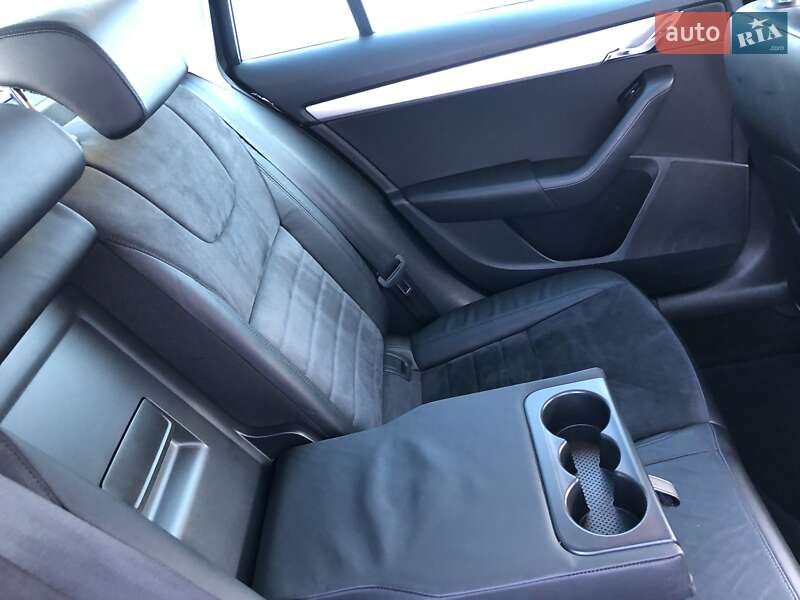 Универсал Skoda Octavia 2015 в Коростене