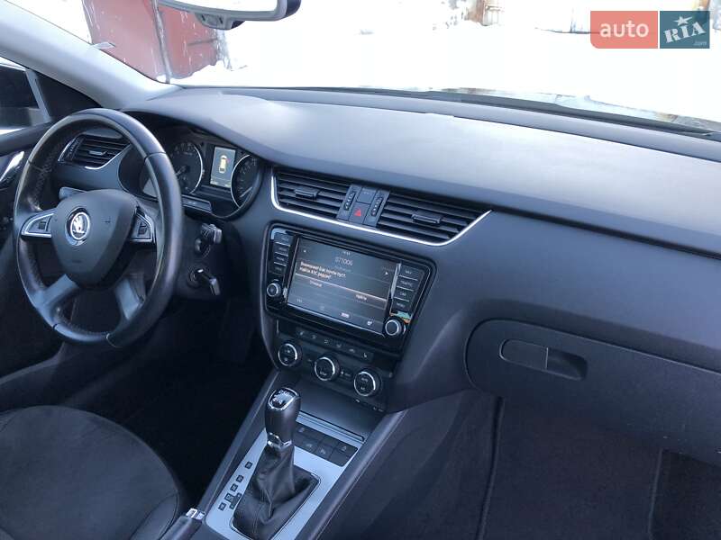 Универсал Skoda Octavia 2015 в Коростене