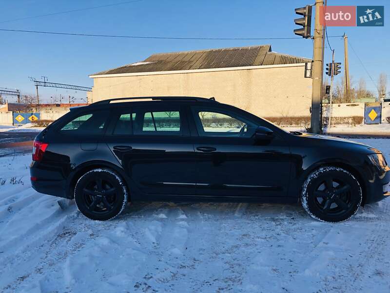 Универсал Skoda Octavia 2015 в Коростене