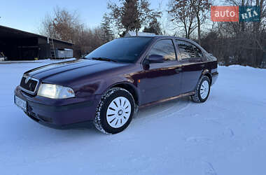 Ліфтбек Skoda Octavia 1999 в Львові