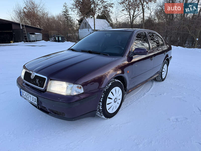 Ліфтбек Skoda Octavia 1999 в Львові