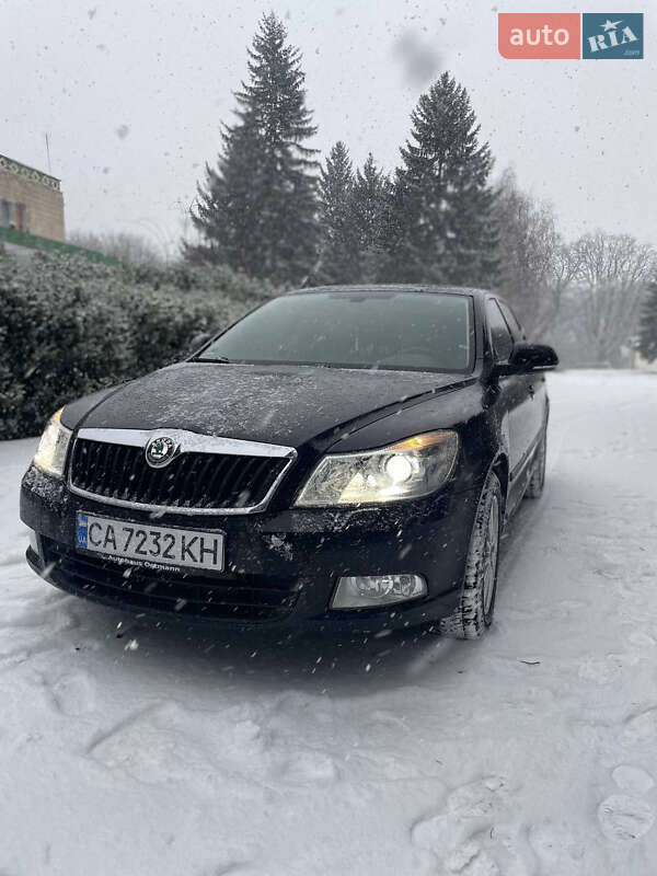 Универсал Skoda Octavia 2010 в Христиновке