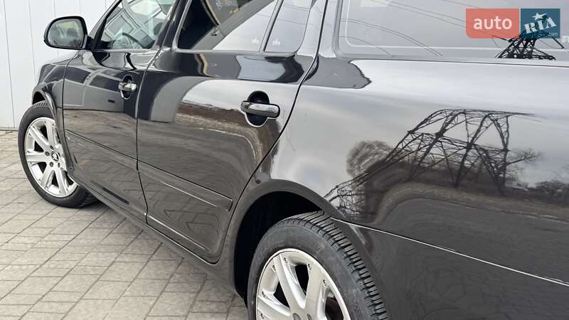 Універсал Skoda Octavia 2010 в Дрогобичі