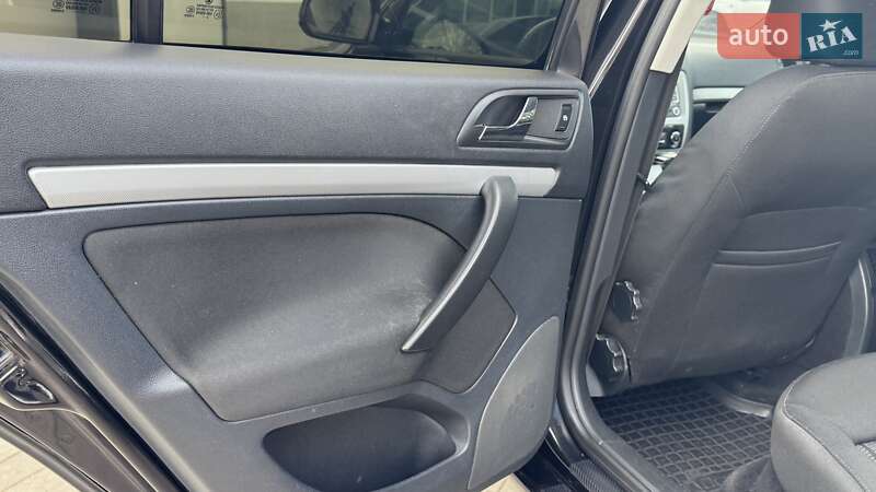 Універсал Skoda Octavia 2010 в Дрогобичі