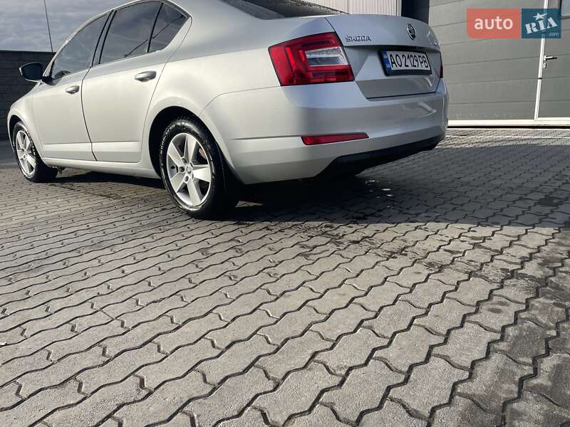 Лифтбек Skoda Octavia 2015 в Перечине фото 5 Лифтбек Skoda Octavia 2015 в Перечине