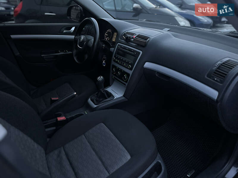 Лифтбек Skoda Octavia 2010 в Кривом Роге фото 16 Лифтбек Skoda Octavia 2010 в Кривом Роге