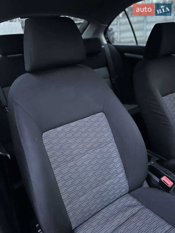 Лифтбек Skoda Octavia 2010 в Кривом Роге фото 19 Лифтбек Skoda Octavia 2010 в Кривом Роге