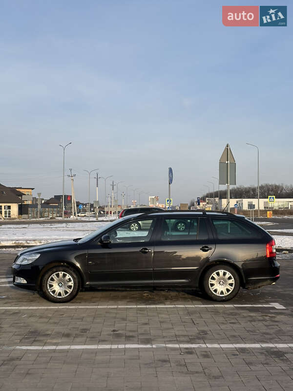 Универсал Skoda Octavia 2010 в Луцке фото 4 Универсал Skoda Octavia 2010 в Луцке