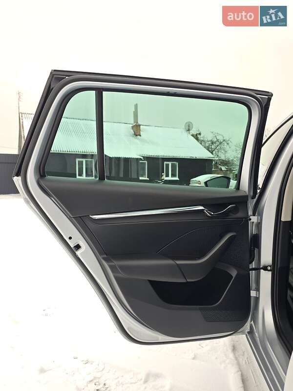 Универсал Skoda Octavia 2022 в Луцке