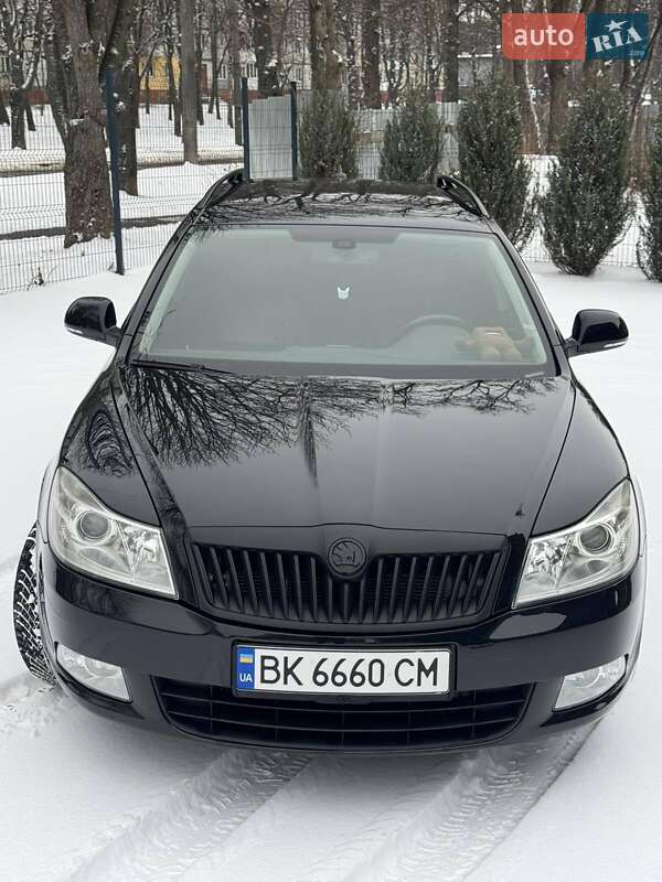 Универсал Skoda Octavia 2011 в Ровно