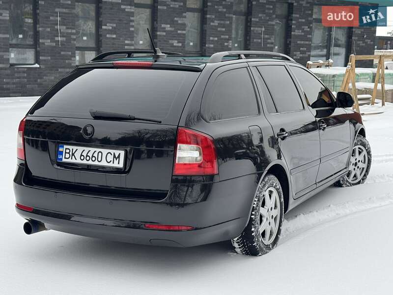 Универсал Skoda Octavia 2011 в Ровно