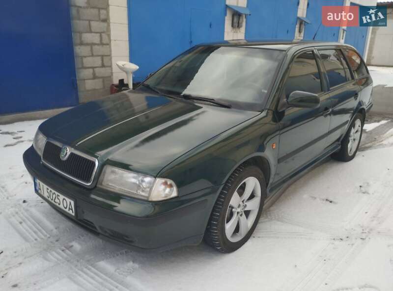 Skoda Octavia 2000
