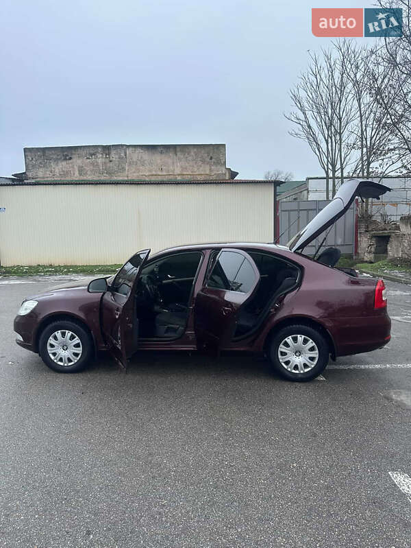 Лифтбек Skoda Octavia 2010 в Покрове фото 6 Лифтбек Skoda Octavia 2010 в Покрове