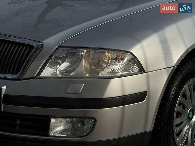 Лифтбек Skoda Octavia 2006 в Николаеве