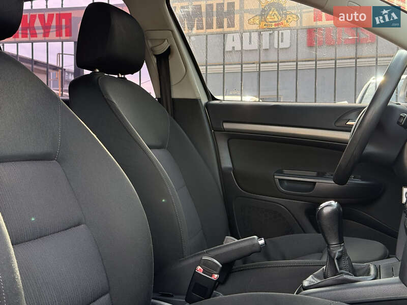 Лифтбек Skoda Octavia 2006 в Николаеве