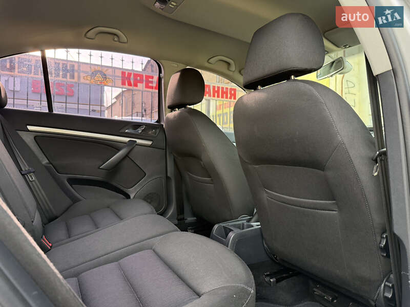 Лифтбек Skoda Octavia 2006 в Николаеве