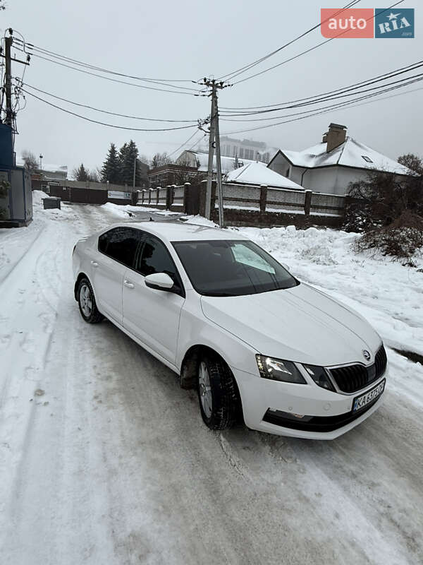 Лифтбек Skoda Octavia 2018 в Киеве