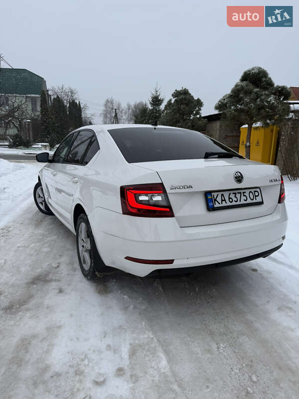Лифтбек Skoda Octavia 2018 в Киеве