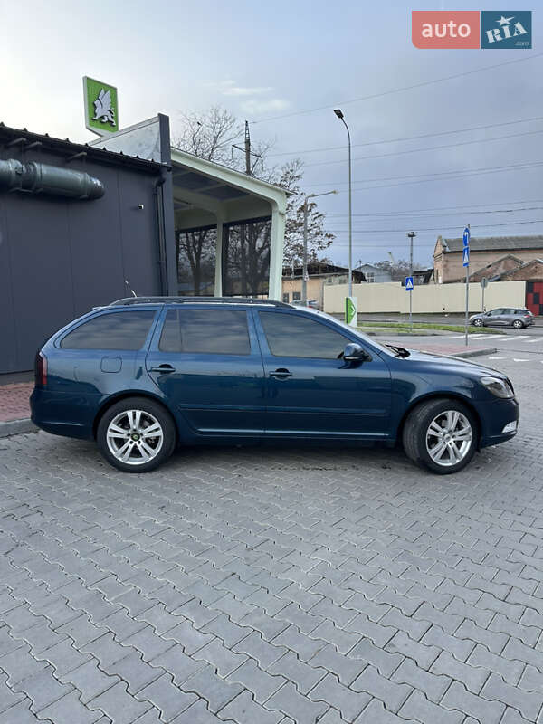 Универсал Skoda Octavia 2012 в Одессе