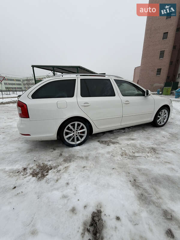 Универсал Skoda Octavia 2012 в Киеве