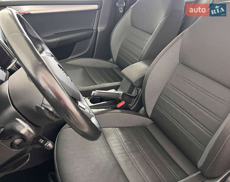 Универсал Skoda Octavia 2019 в Львове