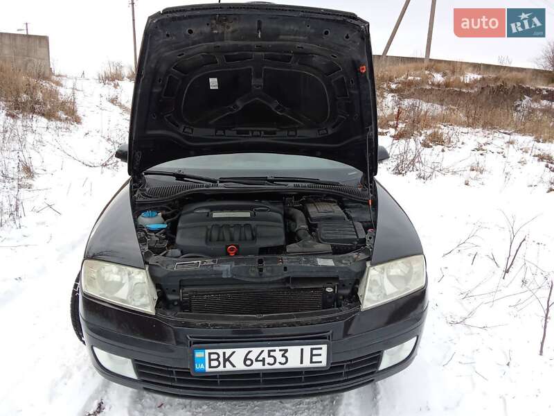 Лифтбек Skoda Octavia 2007 в Остроге