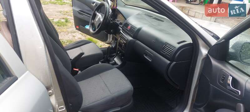 Универсал Skoda Octavia 2003 в Подгайцах