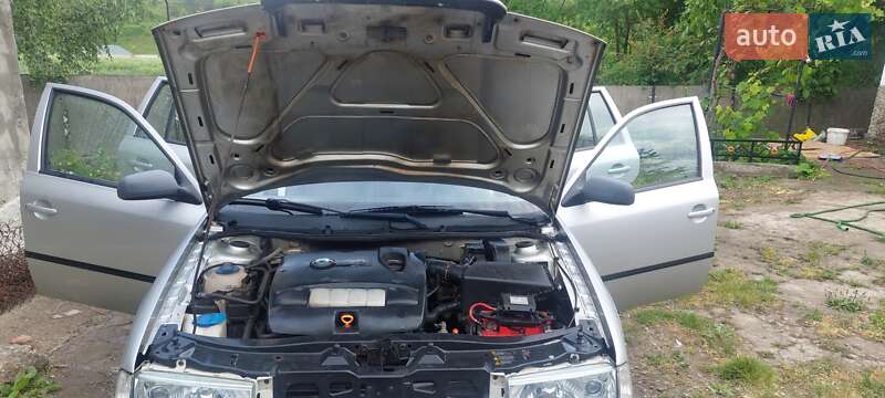 Универсал Skoda Octavia 2003 в Подгайцах