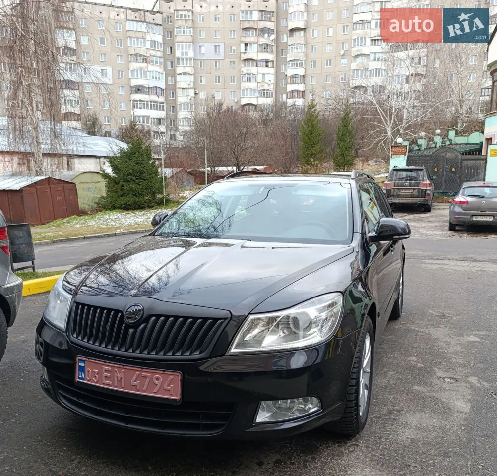 2010 Skoda Octavia - мініатюра 12