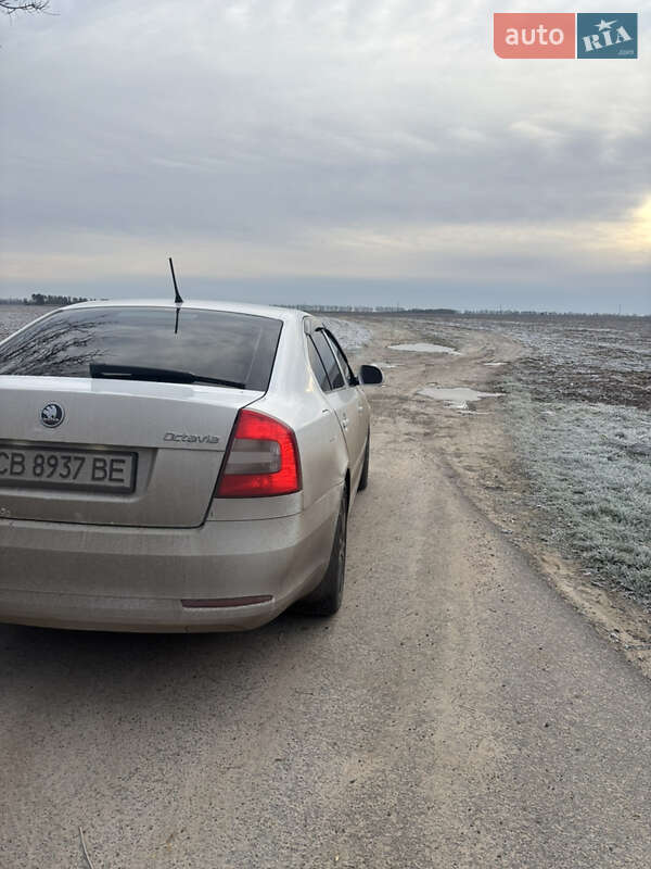 Лифтбек Skoda Octavia 2011 в Березне