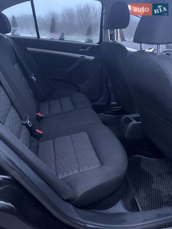 Лифтбек Skoda Octavia 2011 в Благовещенском