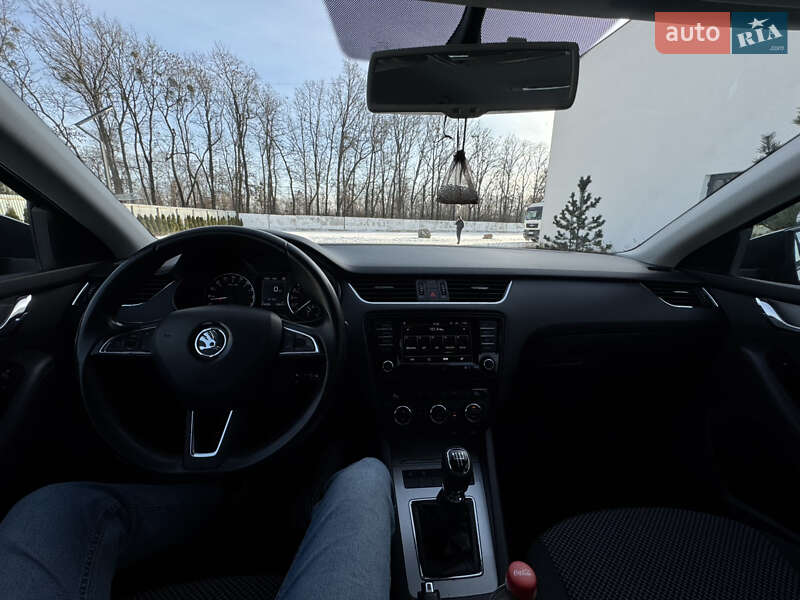 Универсал Skoda Octavia 2016 в Луцке