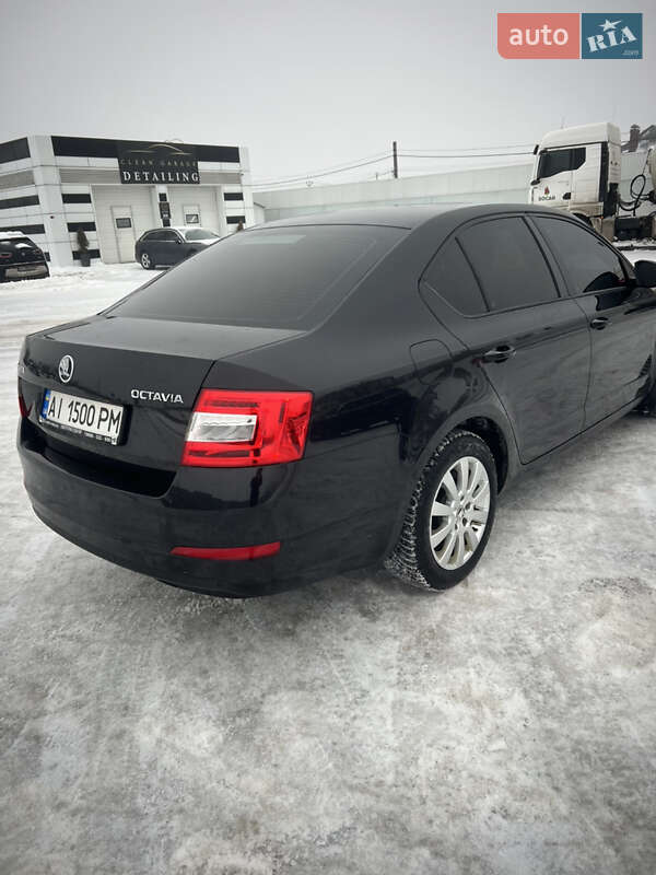 Лифтбек Skoda Octavia 2016 в Киеве