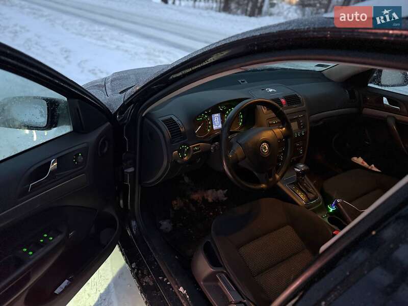 Універсал Skoda Octavia 2008 в Звягелі
