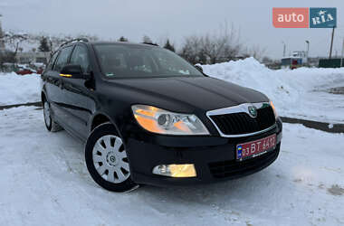 Універсал Skoda Octavia 2011 в Дрогобичі