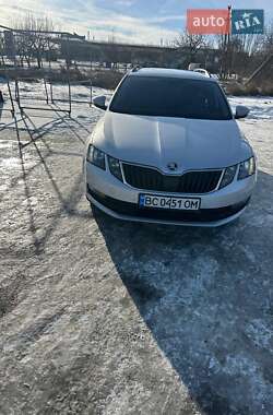 Универсал Skoda Octavia 2017 в Львове