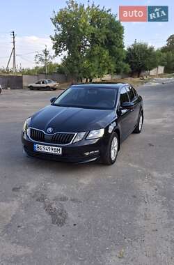 Лифтбек Skoda Octavia 2017 в Николаеве