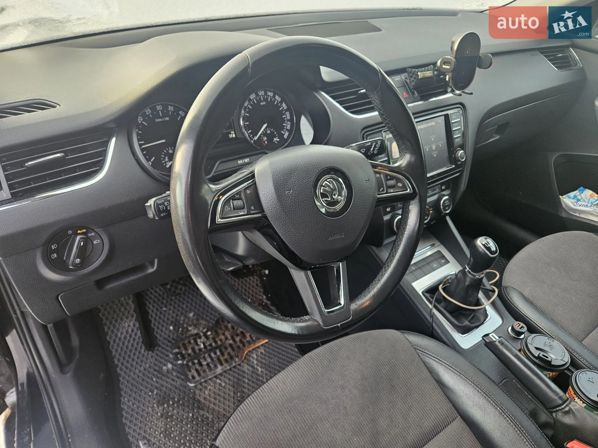 2016 Skoda Octavia - мініатюра 19