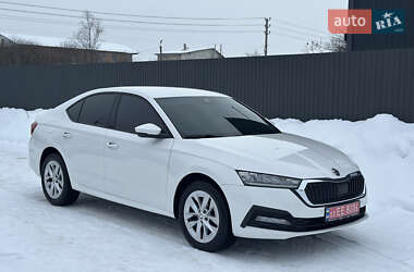 Лифтбек Skoda Octavia 2021 в Ужгороде
