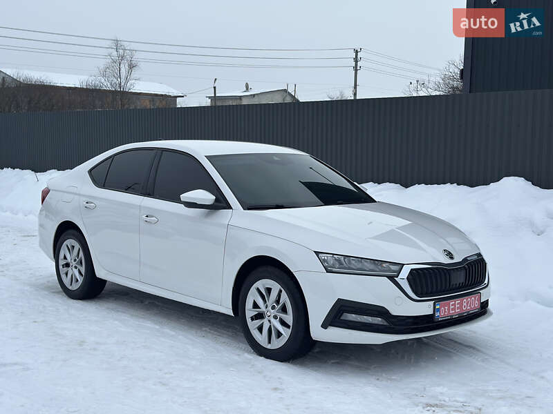 Лифтбек Skoda Octavia 2021 в Ужгороде
