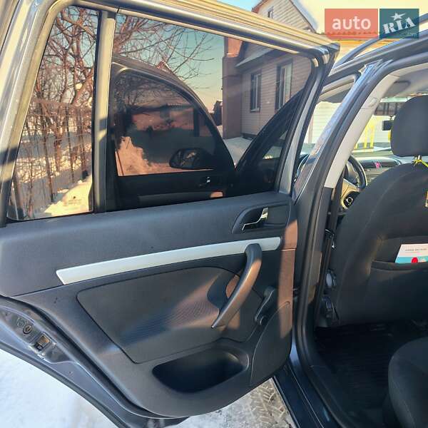 Універсал Skoda Octavia 2008 в Локачах