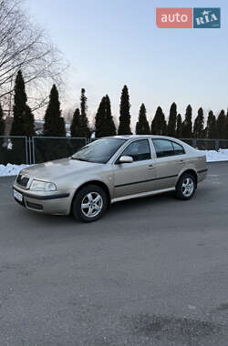 Лифтбек Skoda Octavia 2005 в Смеле