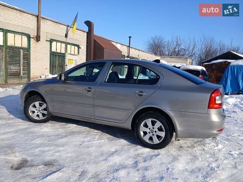 Лифтбек Skoda Octavia 2009 в Калуше
