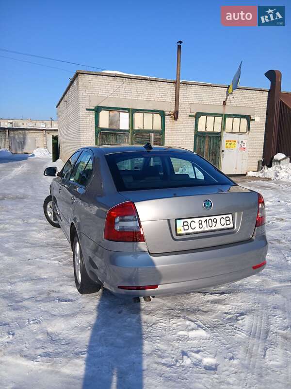 Лифтбек Skoda Octavia 2009 в Калуше