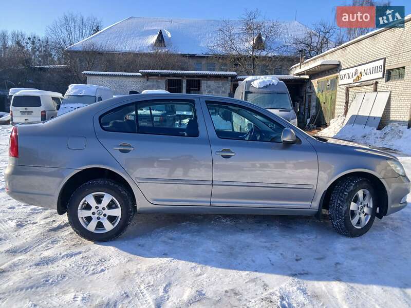 Лифтбек Skoda Octavia 2009 в Калуше