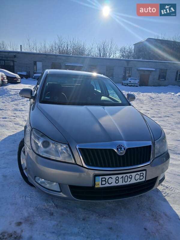 Лифтбек Skoda Octavia 2009 в Калуше