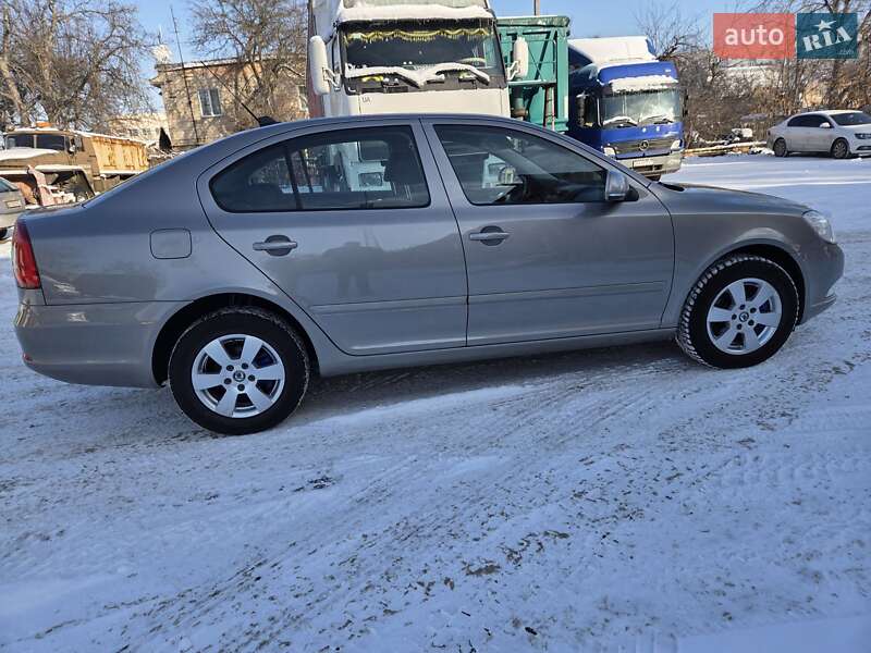 Лифтбек Skoda Octavia 2009 в Полтаве