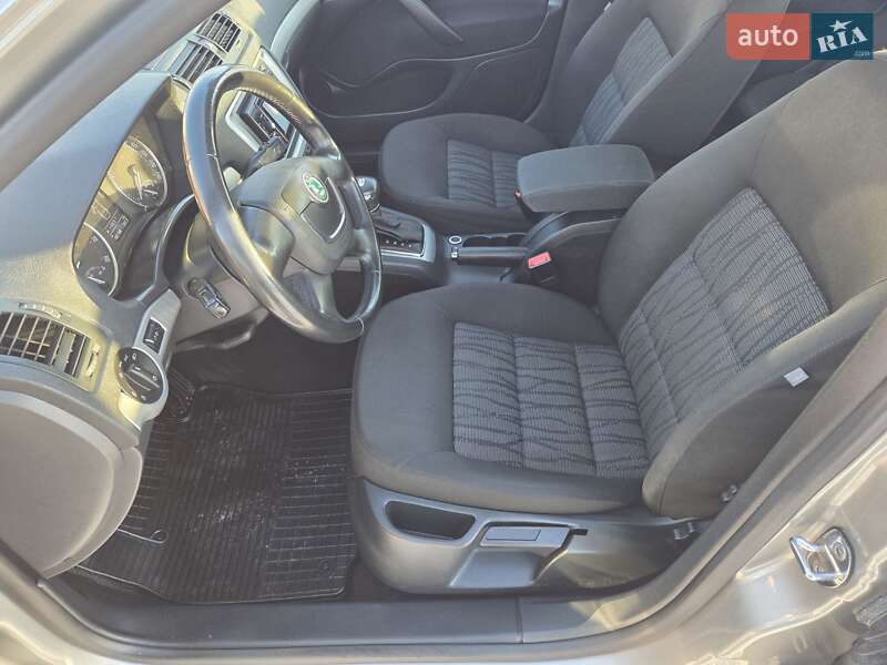 Лифтбек Skoda Octavia 2009 в Полтаве